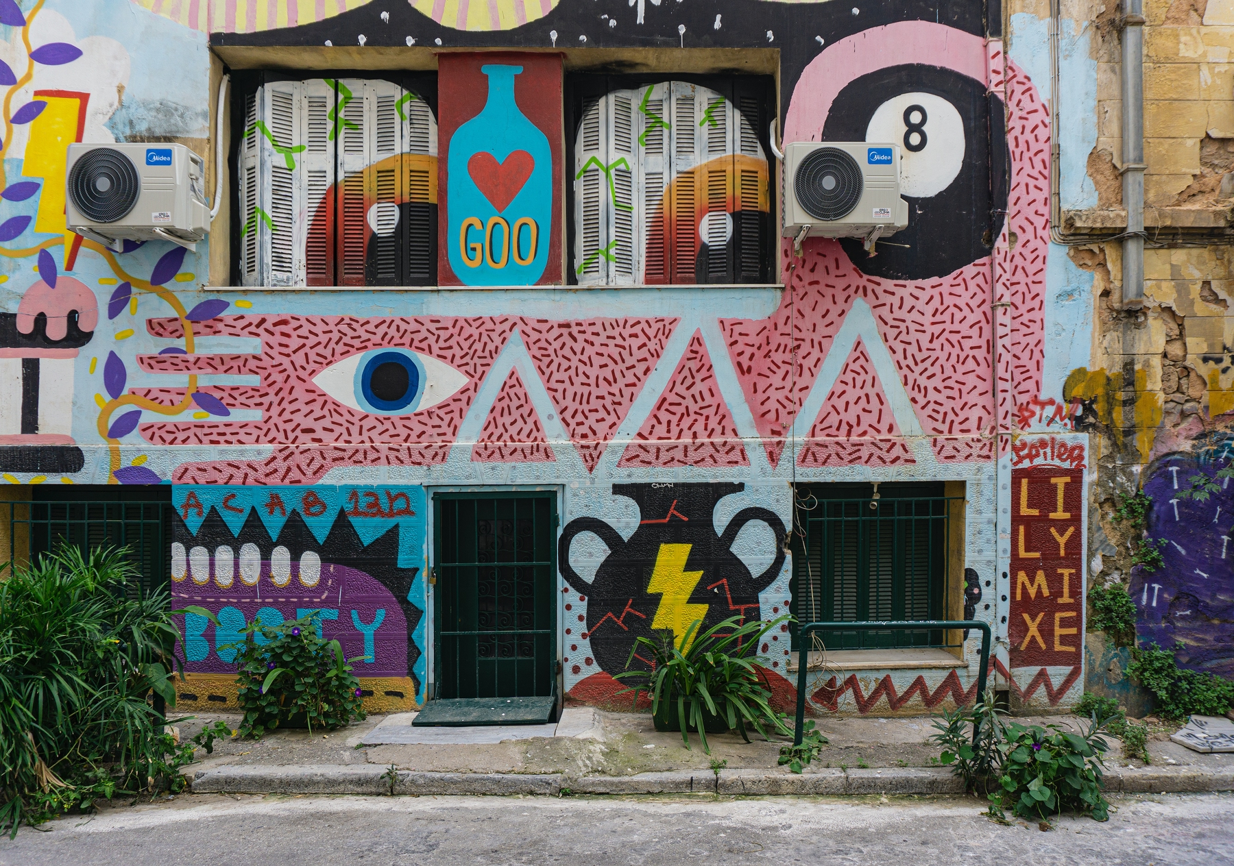 street art in Athens, Greece