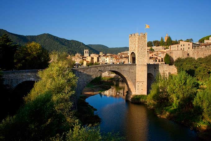 Los 20 rincones más bonitos de Cataluña: Besalú