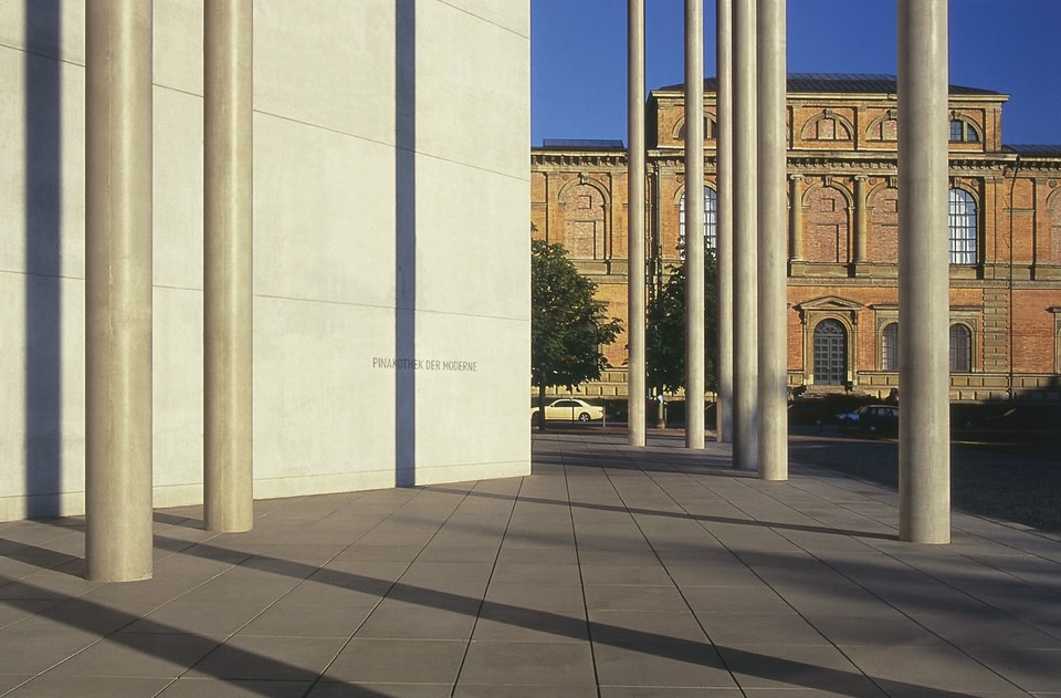 Η Pinakothek der Moderne είναι απ' τα μουσεία που πρέπει να δείτε σ' ένα ταξίδι στο Μόναχο