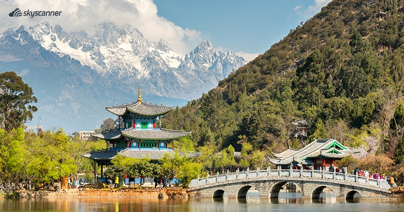 ทะเลสาบมังกรดำ