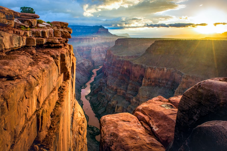 Photo taken from Toroweap Overlook, Grand Canyon National Park North Rim