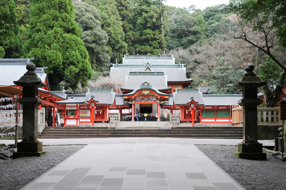 鹿児島県 6世紀に創建された古い歴史を誇る霧島神宮