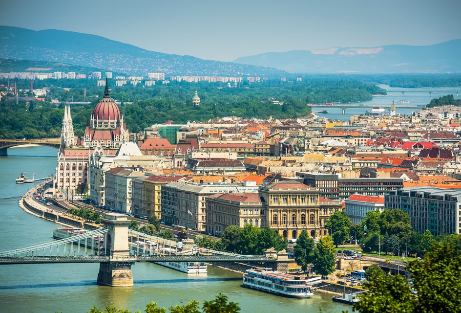 Flight deals to Europe: Budapest