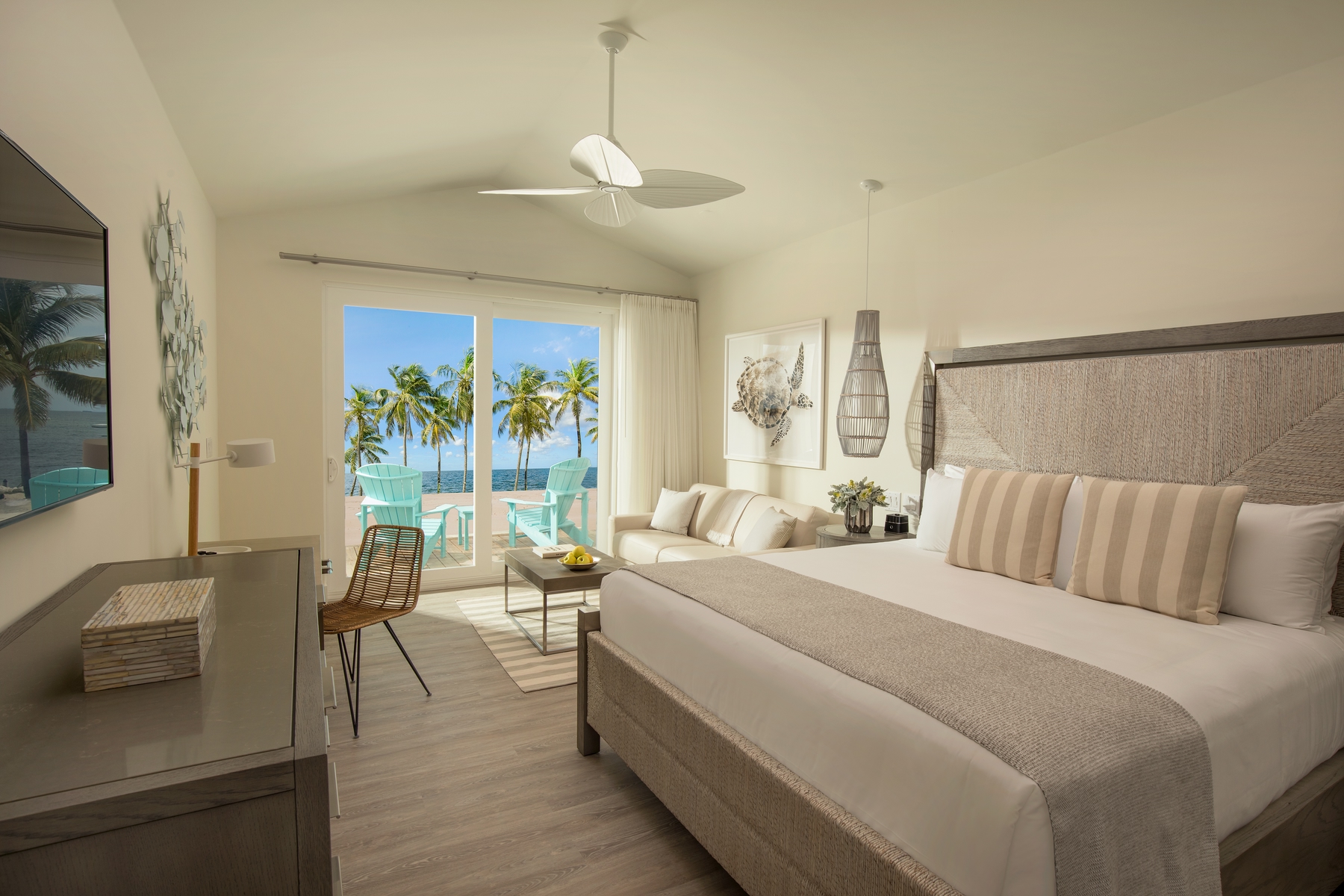 A room in the Bungalows Key Largo all-inclusive resort.