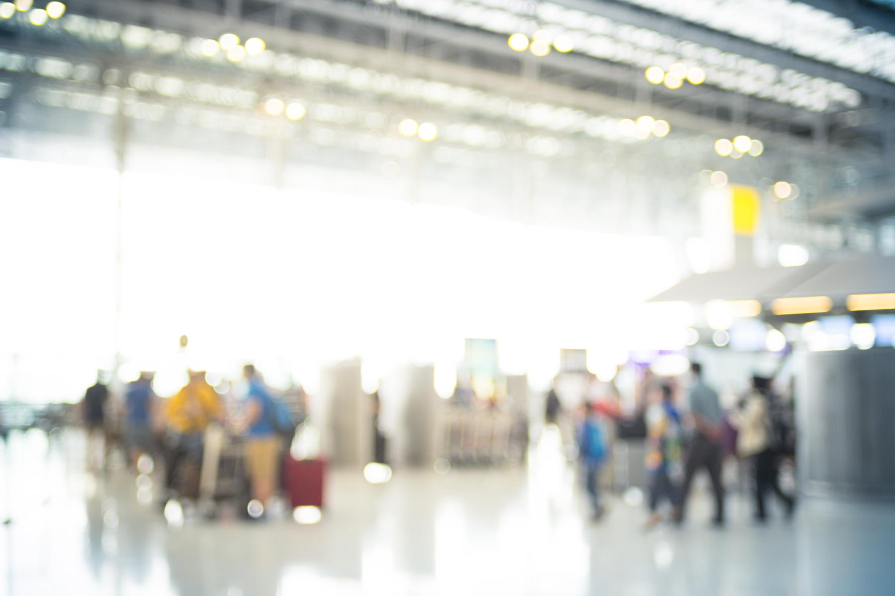 疫情期最好不要於候機樓裡來回走動