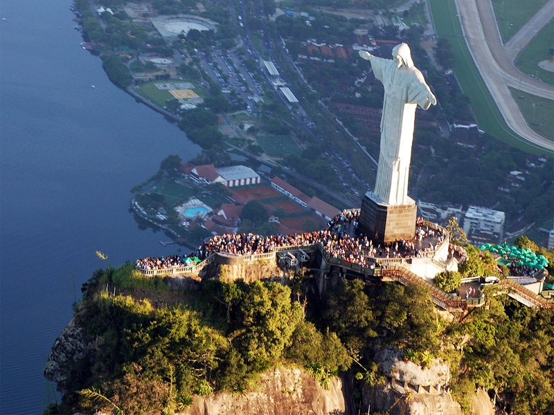 「コルコバードのキリスト像」(Christ the Redeemer)