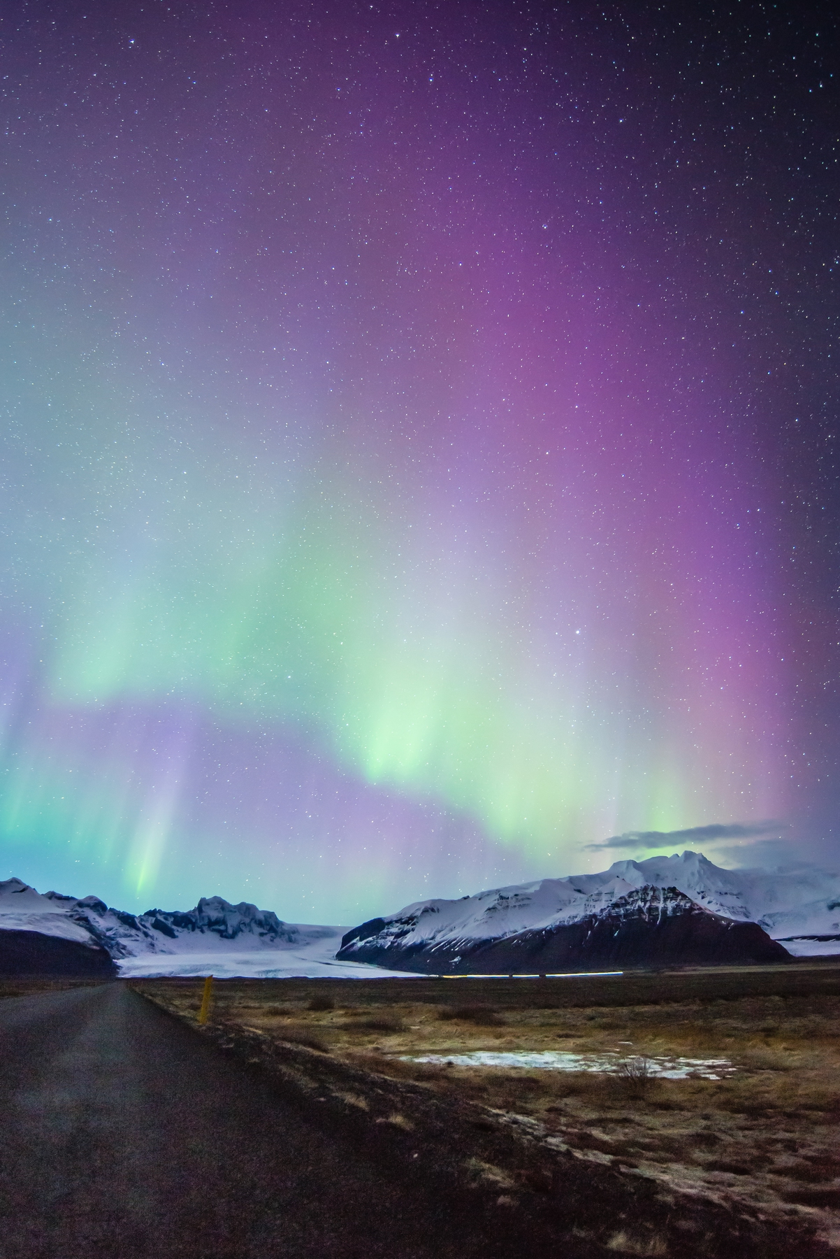 Glowing aurora in Alaska tops must see places in the US