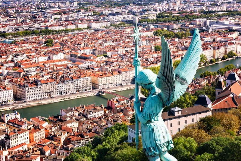 Lione
