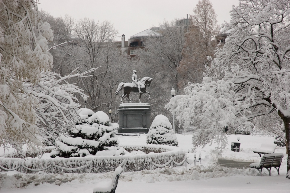 A park in Boston covered in snow. Best Christmas Cities: Boston / Skyscanner Canada