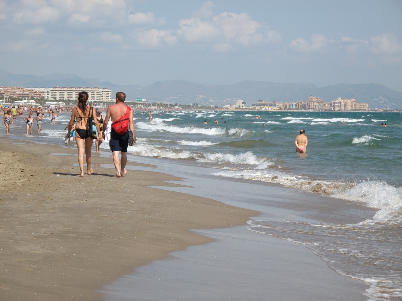 Playa de la Malvarrosa que hacer en Valencia