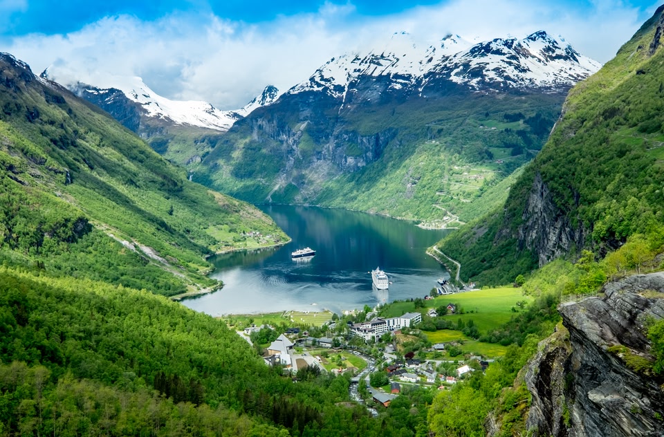 iskandinav ülkeleri norveç turu gezi fiyortlar