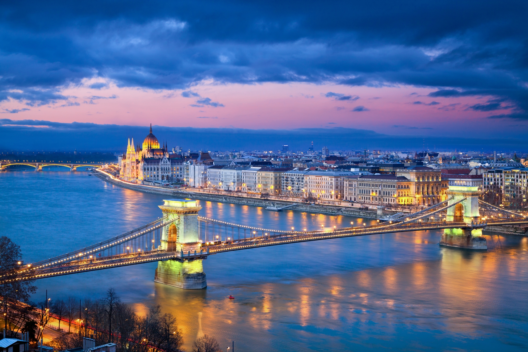 haziran'da budapeşte