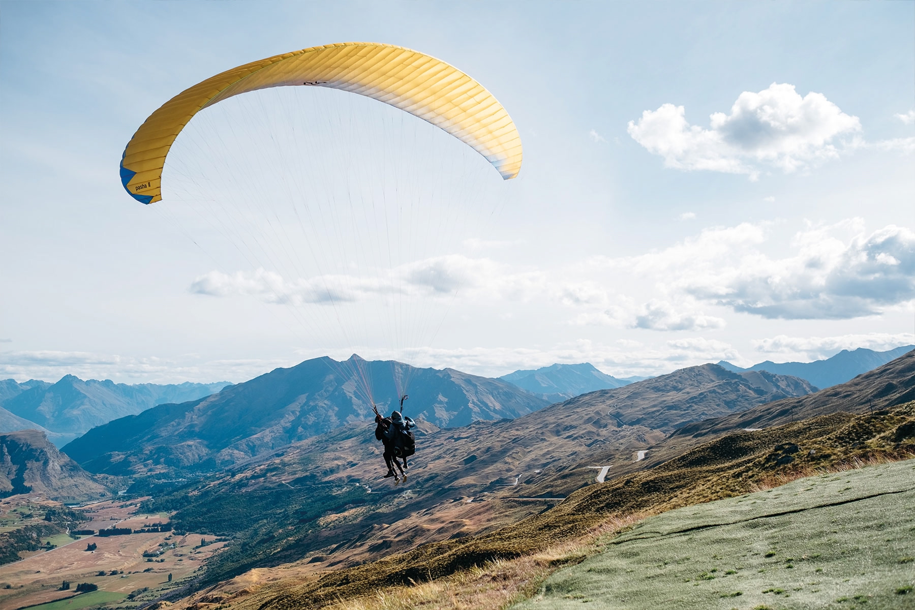 Paraglider over Queenstown
New Zealand Vacation