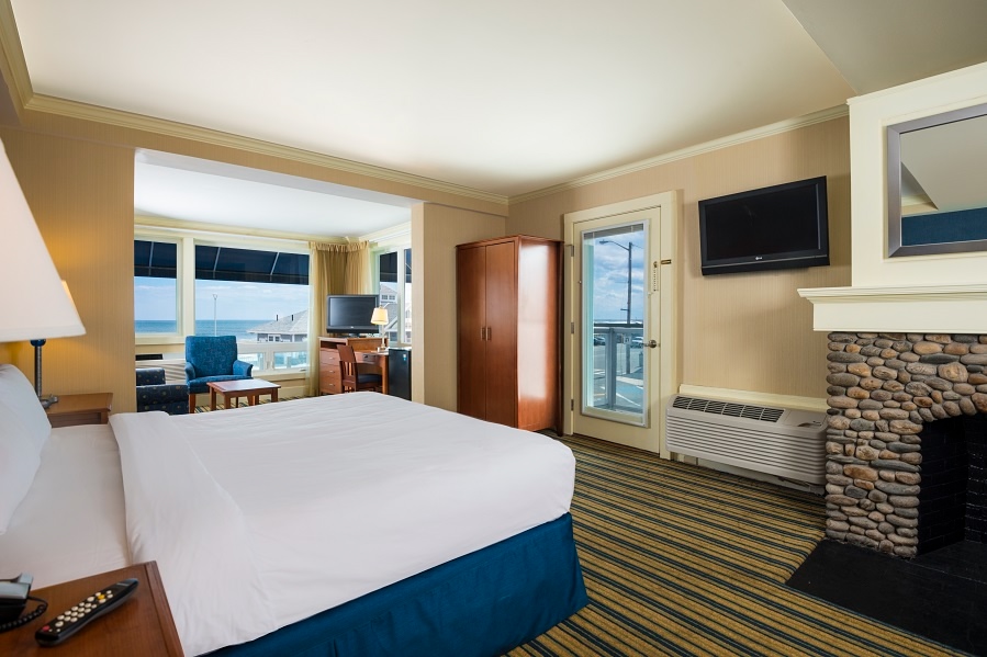 A seaside room at Ashworth by the Sea best beach hotel
