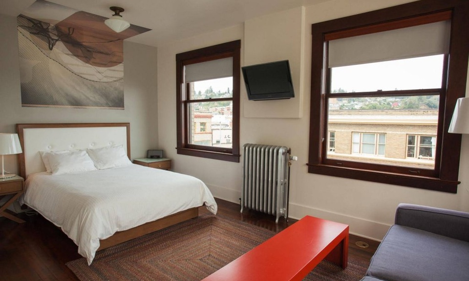 A room at Astoria's Commodore Hotel is stylish and inexpensive.