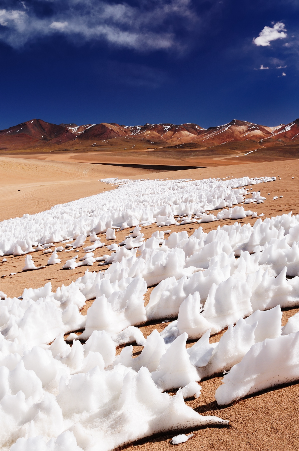 Salar de Uyuni, Bolivia - 10 breathtaking natural wonders of the world