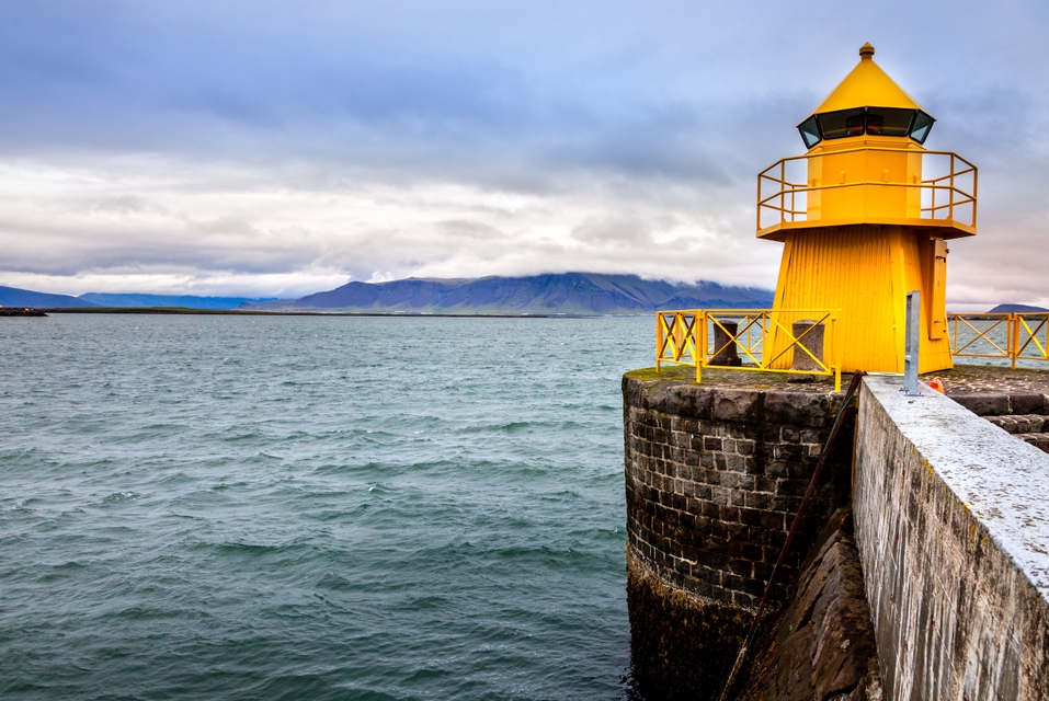 Reykjavik Travel Guide | Lighthouse in Iceland