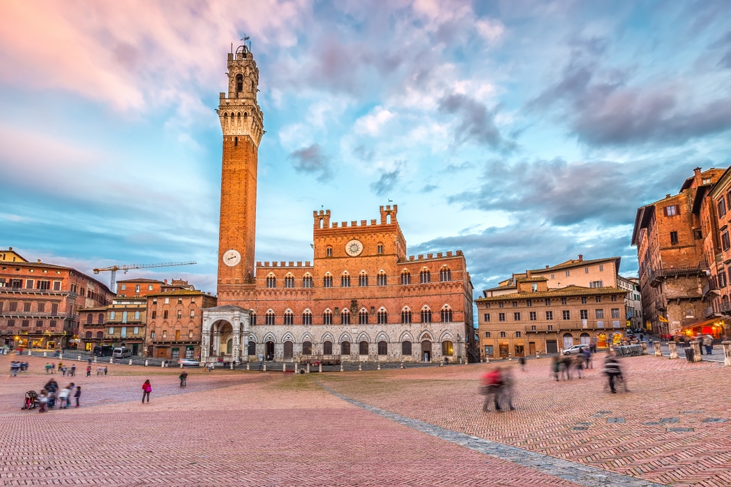 H περίφημη Piazza del Campo το ηλιοβασίλεμα - ταξίδι στην Ιταλία
