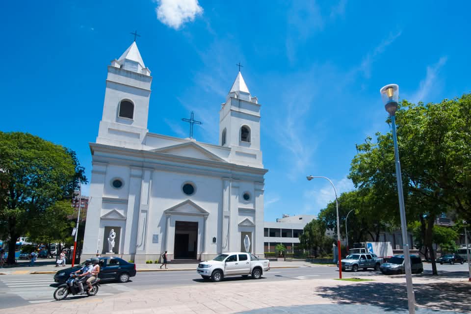 Autoverhuur in Resistencia