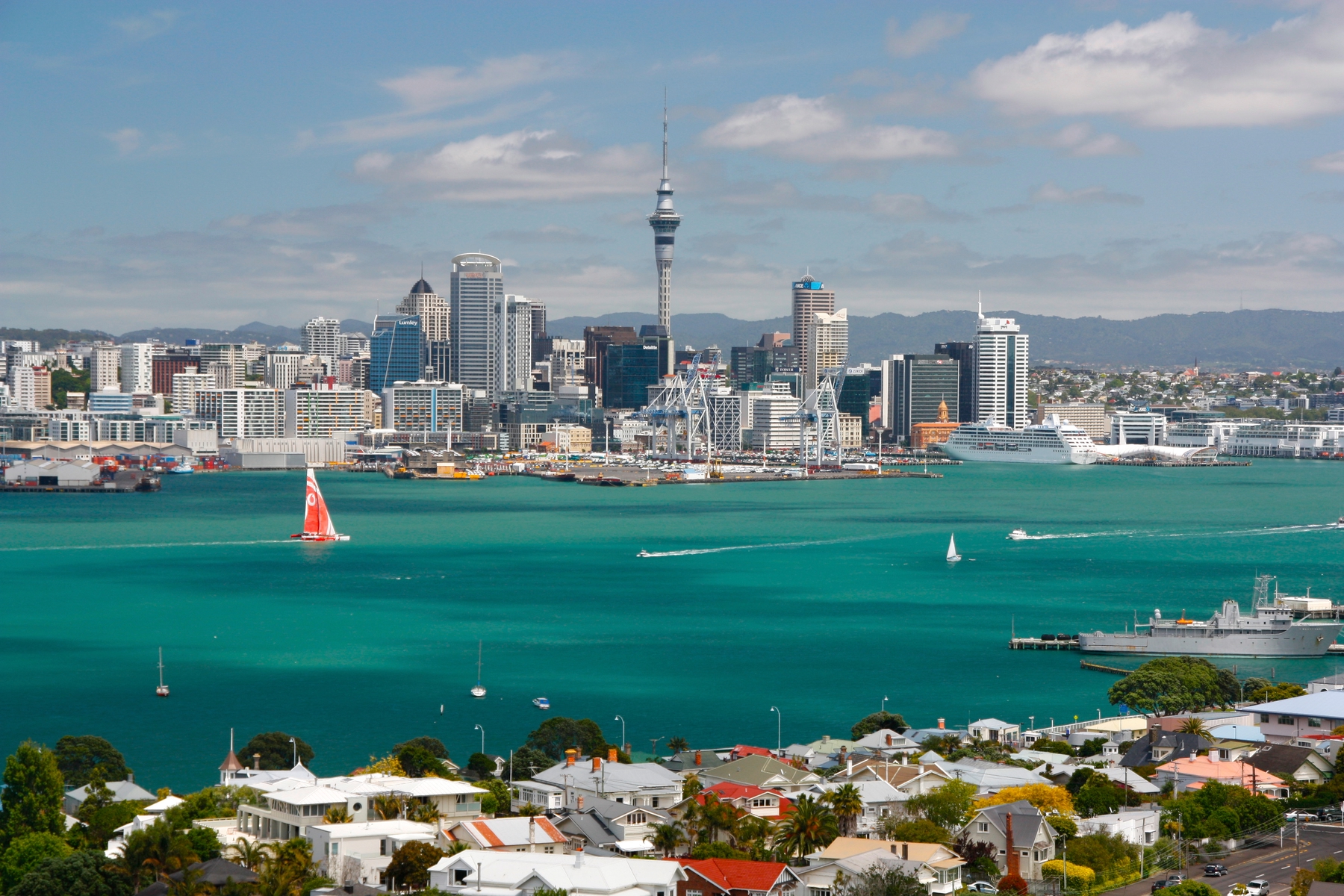Auckland Harbour, one of the best places for luxury hotels