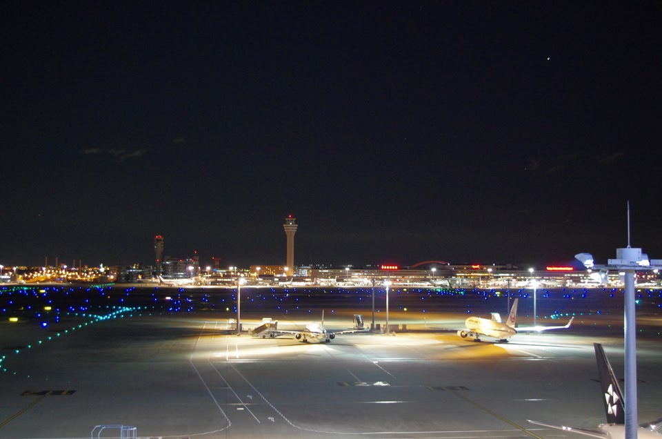 haneda-night