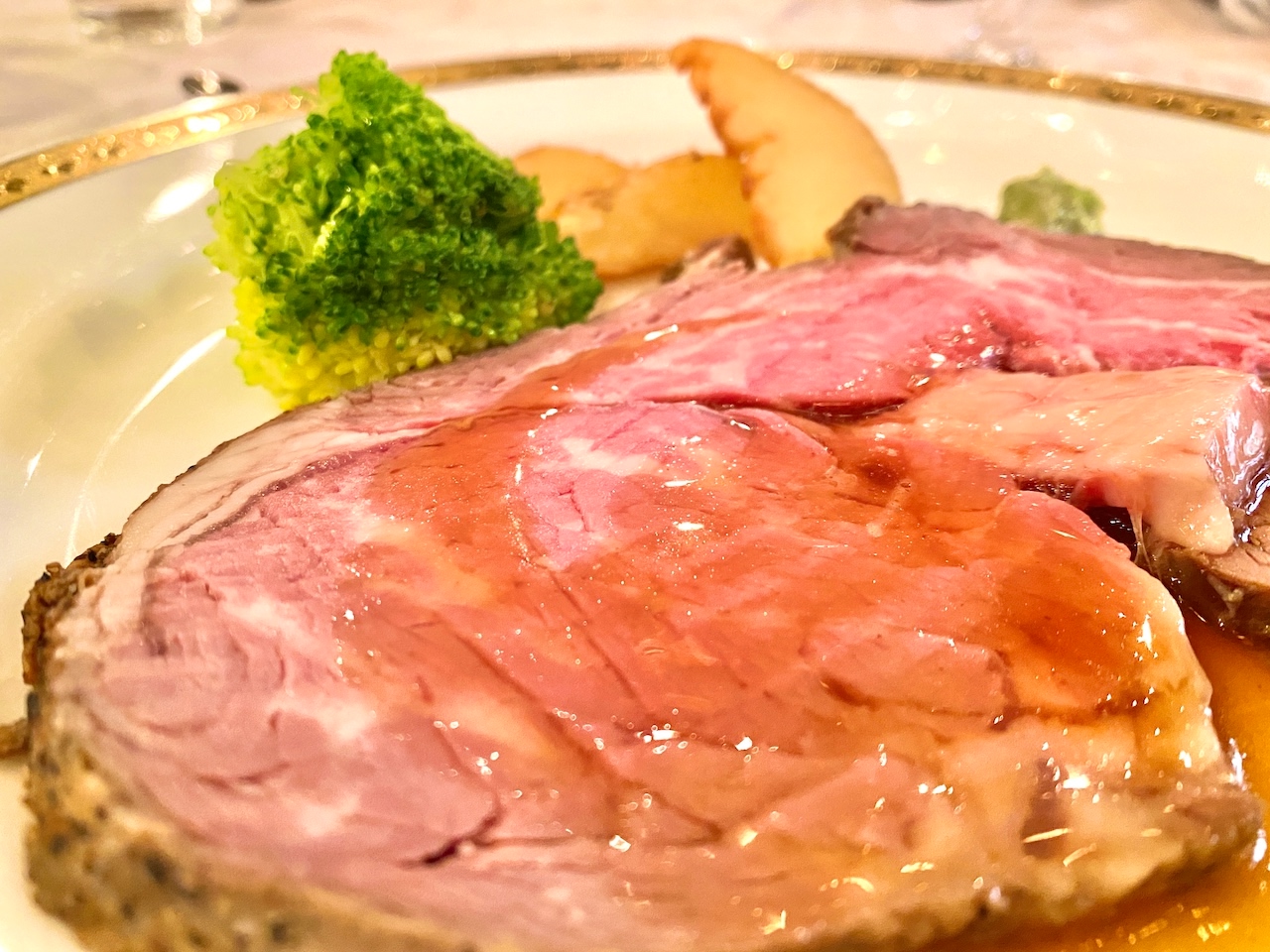 長野県 白馬村 「白馬東急ホテル」夕食 ローストビーフ