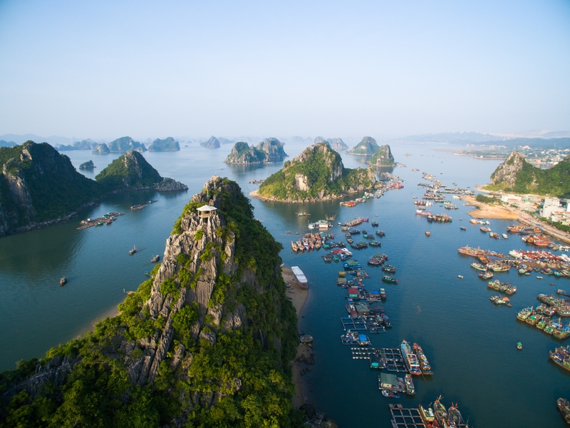 A striking overlooking view of Halong Bay