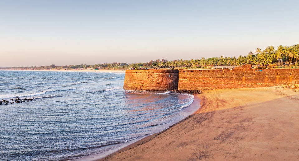 A picture of a stone structure on Candolim Beach 