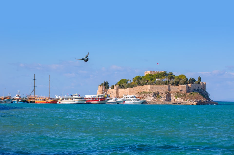 Kuşadası Kalesi, Aydın - resmi tatiller için kısa bir kaçamak