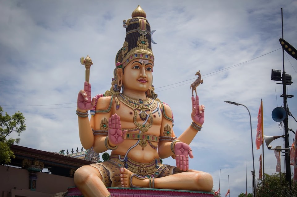 Waar is het warm in september? Trincomelee bezienswaardigheden Koneswaram Temple