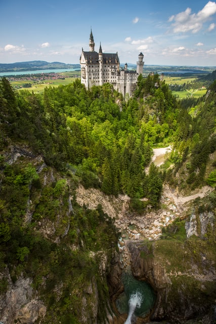 Το παραμυθένιο κάστρο Neuschwanstein είναι απαραίτητη στάση σ' ένα ταξίδι στο Μόναχο