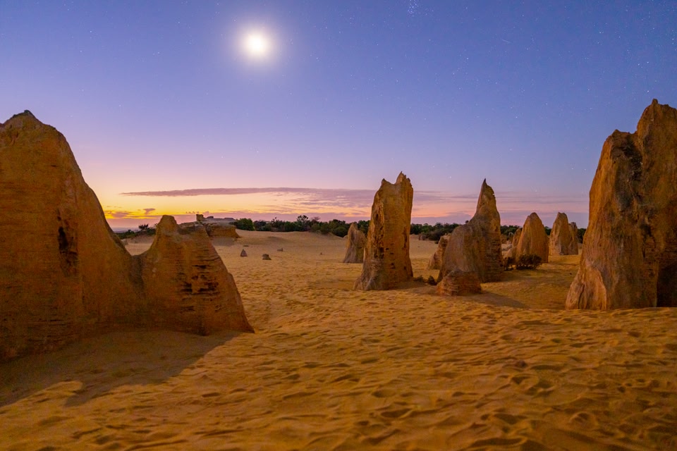 Pinnacles Sunset Tour with Lumineer Adventure Tours