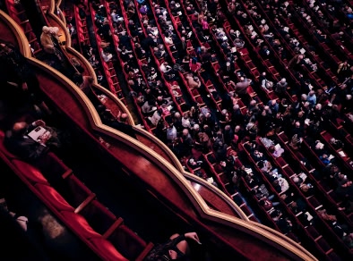 zicht op het theater