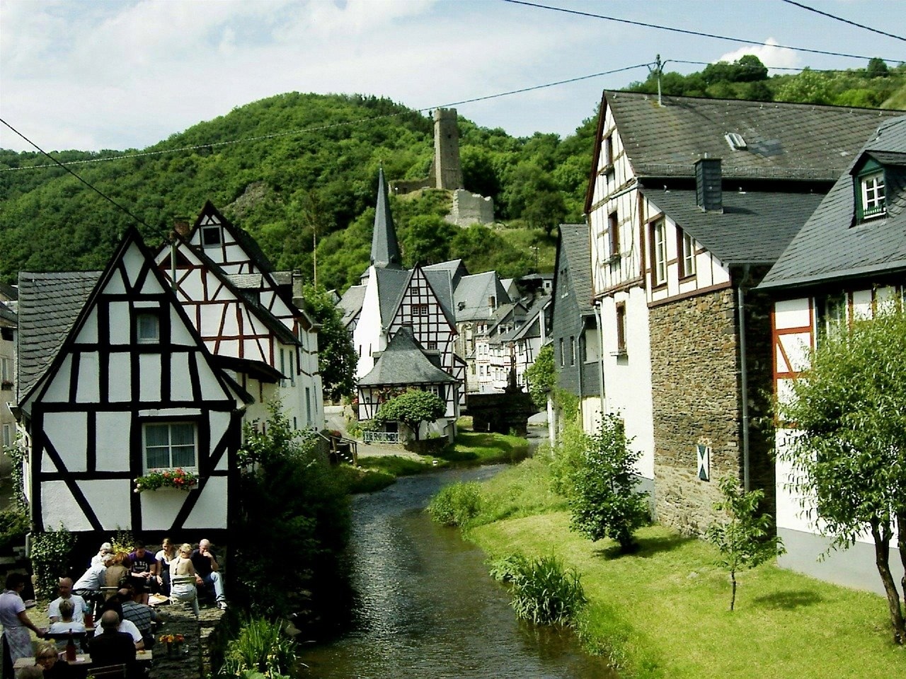 Monreal in der Eifel