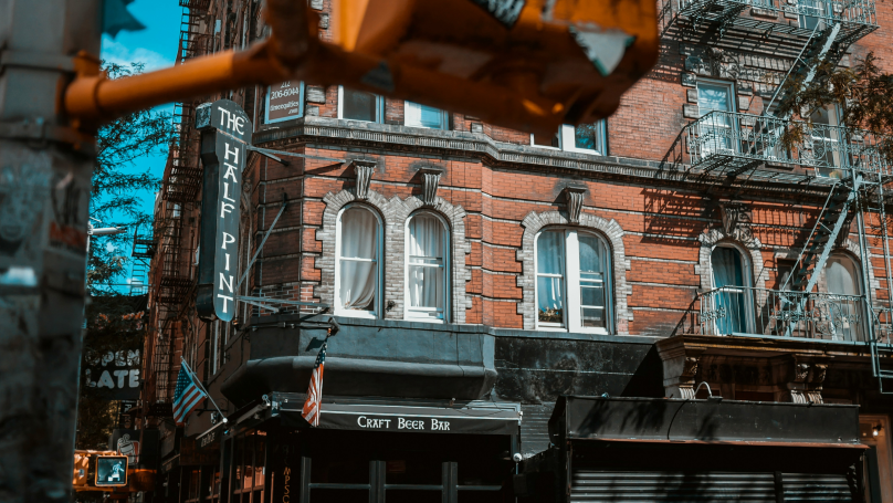 뉴욕 매디슨 애비뉴에 있는 건물