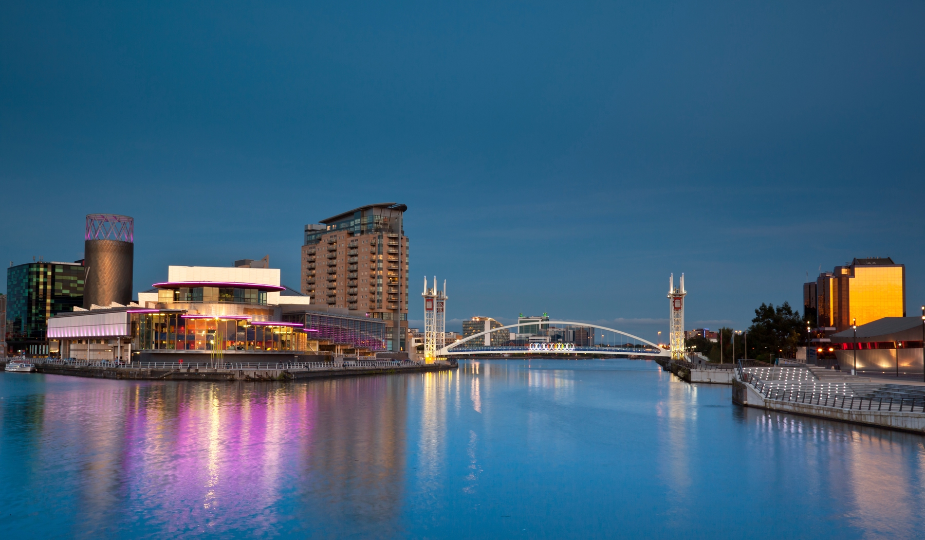 Millennium Bridge in Manchester at night