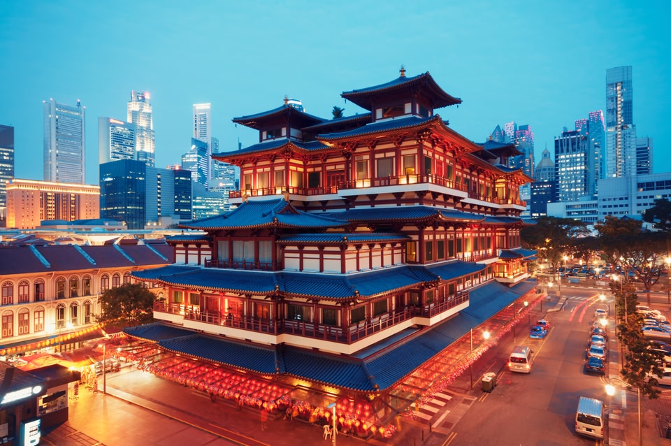 Ο επιβλητικός Buddha Tooth Relic Temple στην Chinatown - πώς να περάσετε 72 ώρες στη Σιγκαπούρη
