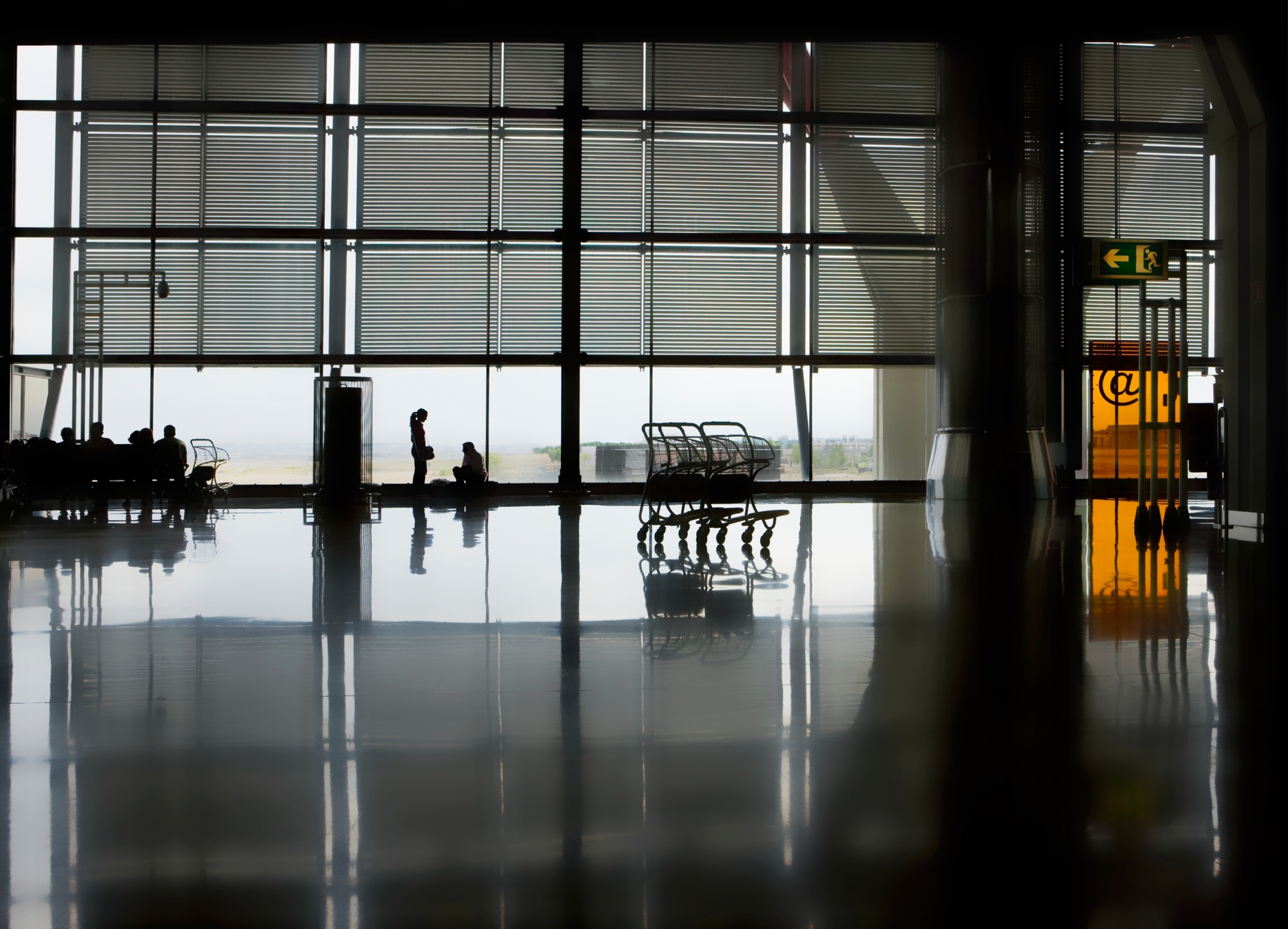 aeroporto lavorare