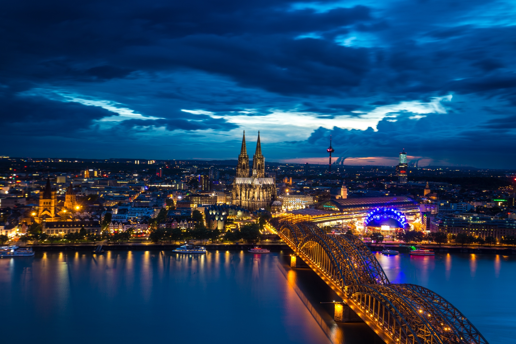 Köln bei Nacht