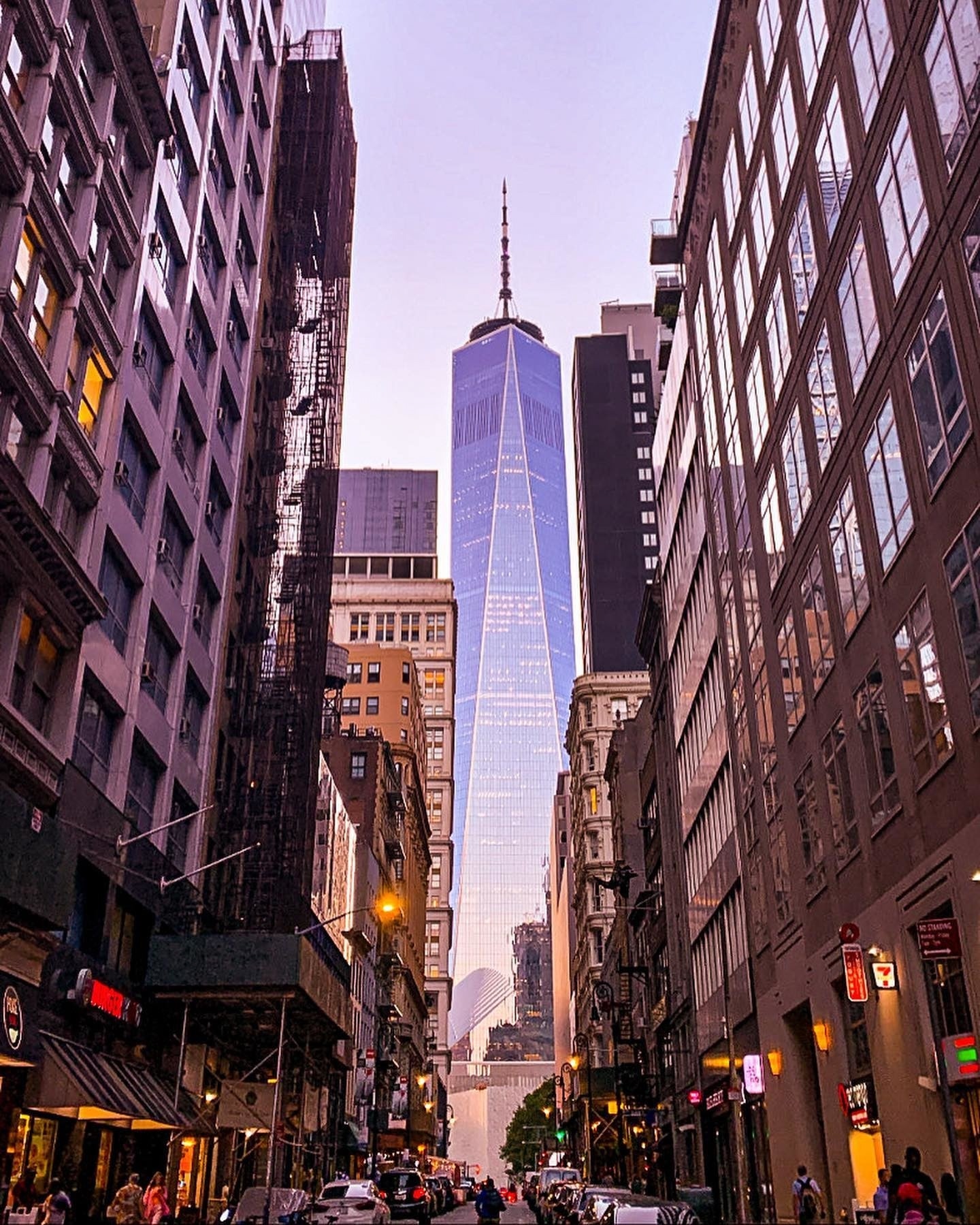 How far in advance can you book a flight? Airlines’ early booking windows