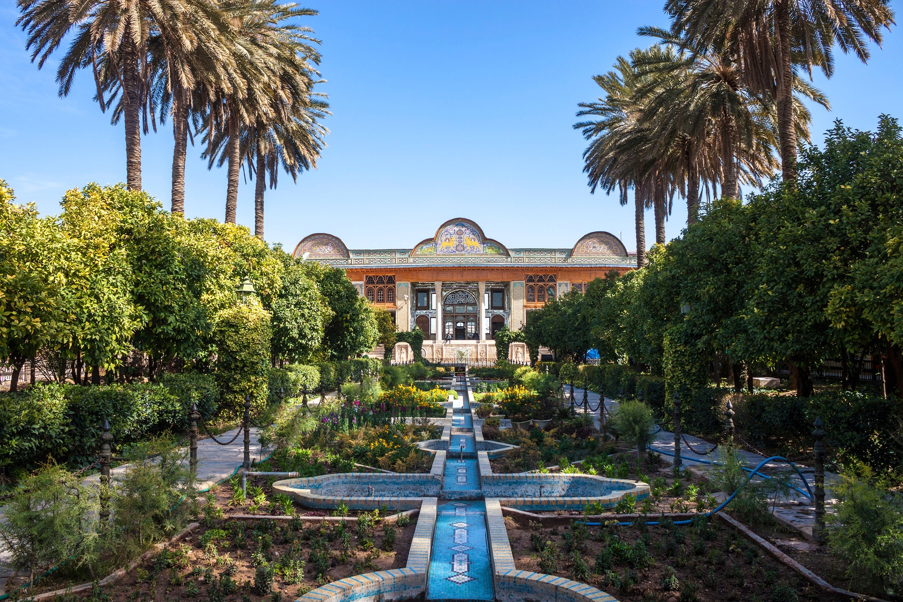 Países más grandes: Monumento en Irán