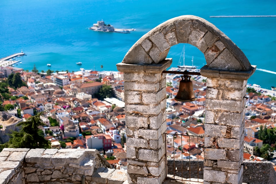 Κοντινή εκδρομή στον Πόρο του Αγίου Πνεύματος