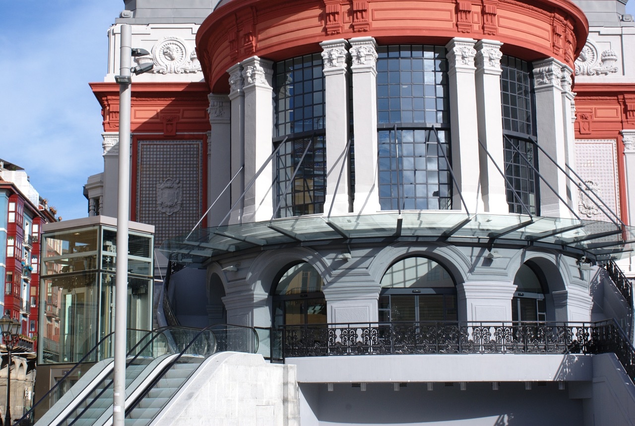 Mercado de la Ribera que visitar en Bilbao