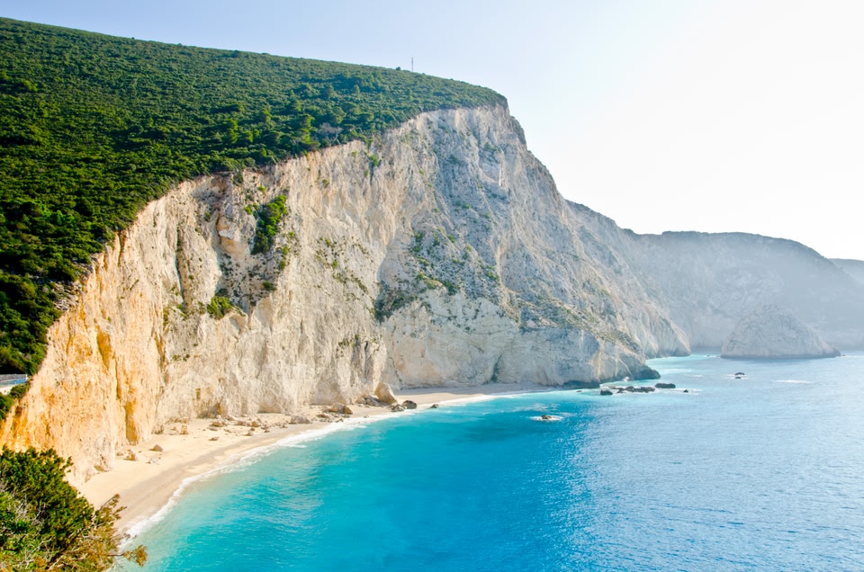 Παραλία Πόρτο Κατσίκι, Λευκάδα - μία απ΄τις πιο δημοφιλείς παραλίες του Ιονίου