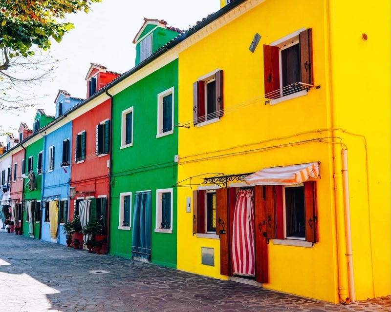 いつか訪れてみたい！世界のカラフルな都市5選 | スカイスキャナー