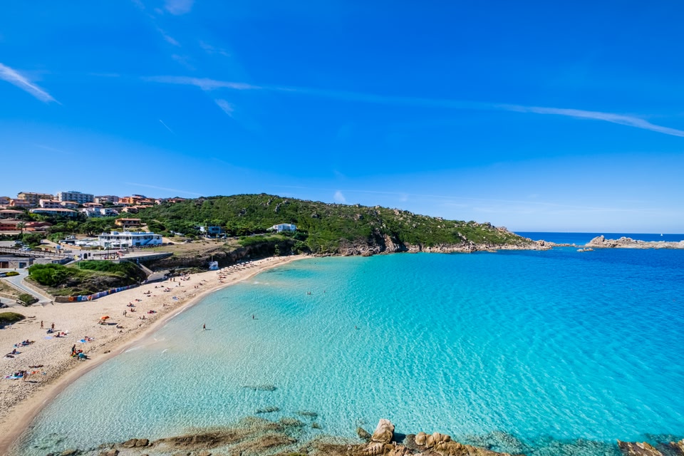 Rena Bianca tra le migliori spiagge della Sardegna da visitare