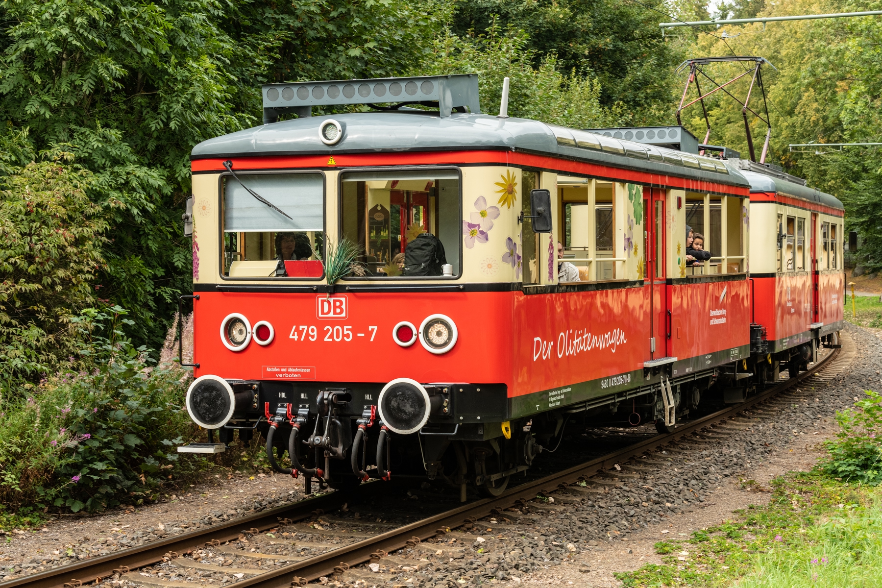 Der Olitätenwagen der Oberweißbacher Berg- und Schwarzatalbahn
