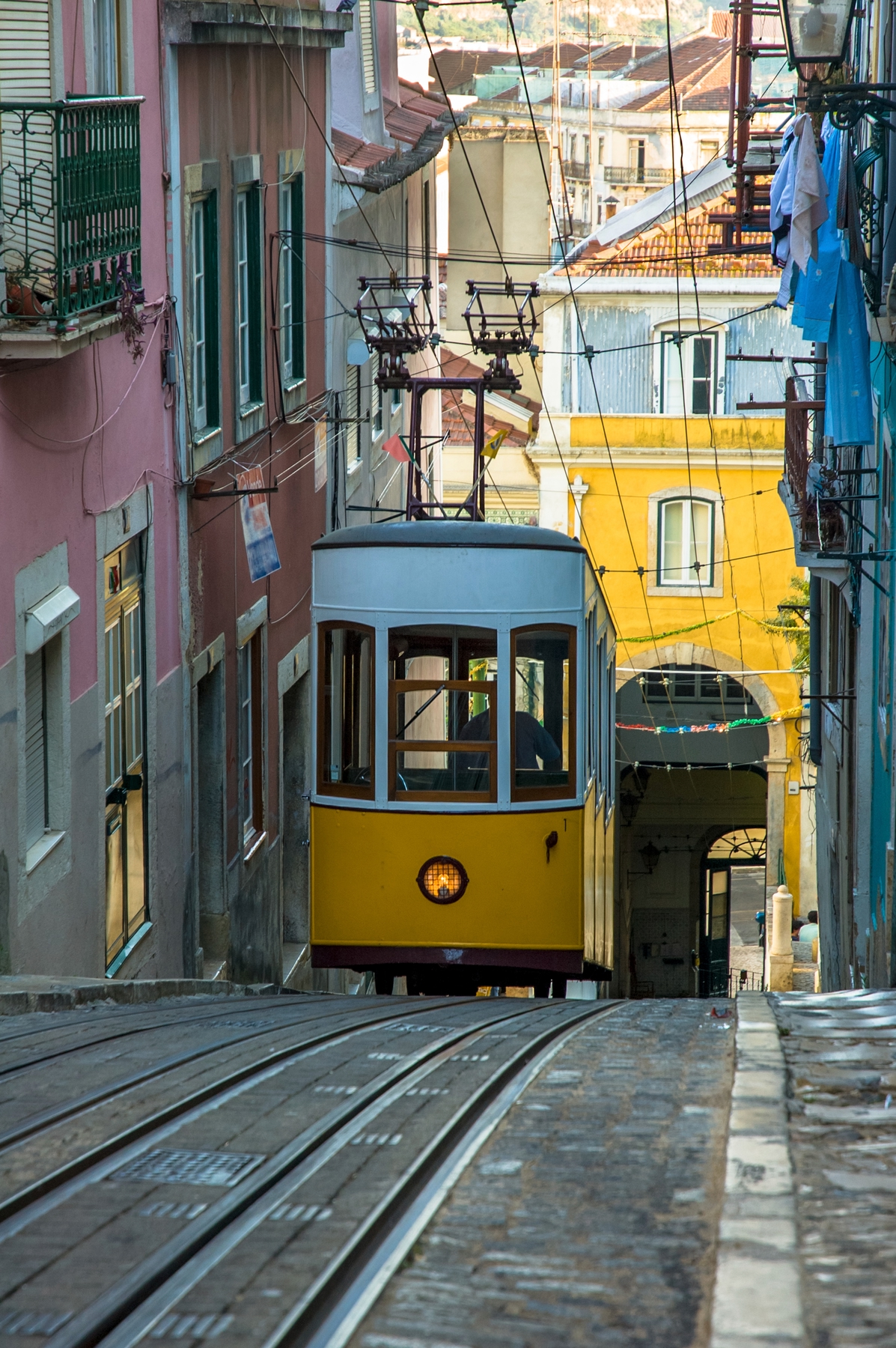 Bondinhos elétricos característicos de Lisboa