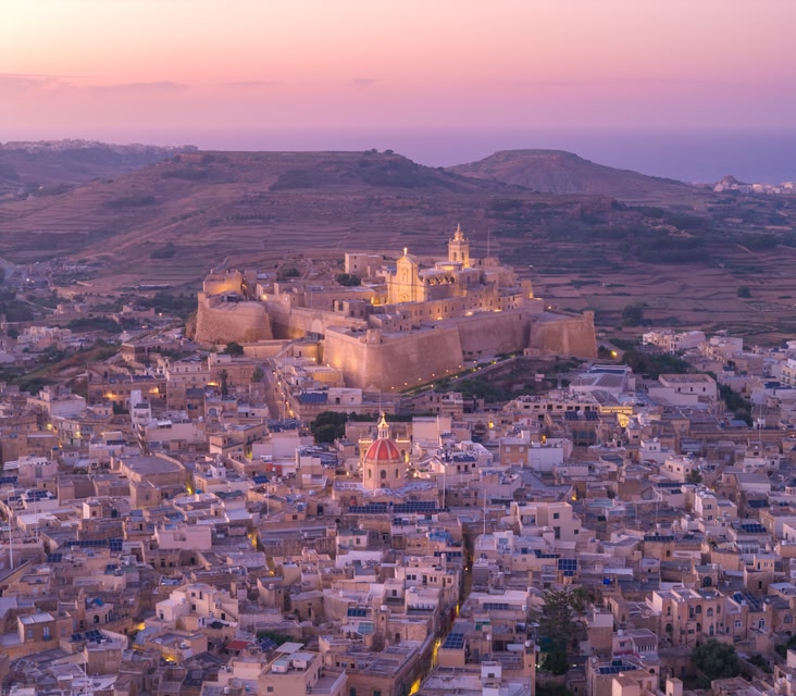 Vue sur la Cittadella au coucher du soleil, Victoria, Gozo