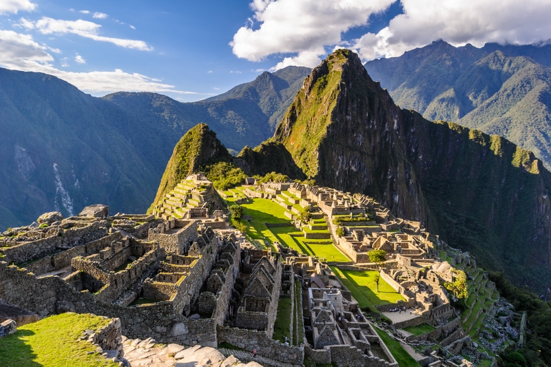 An overlooking view of Peru's world-famous Incan ruins